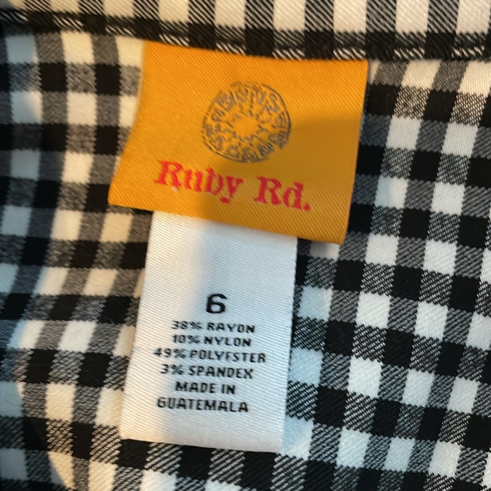 Ruby Rd. Jacket Size 6 - Picture 3 of 3